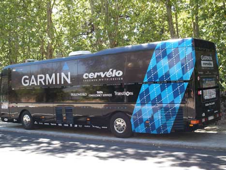 garmin cervelo team bus 2011