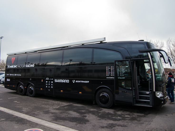 trek factory racing team bus 2014
