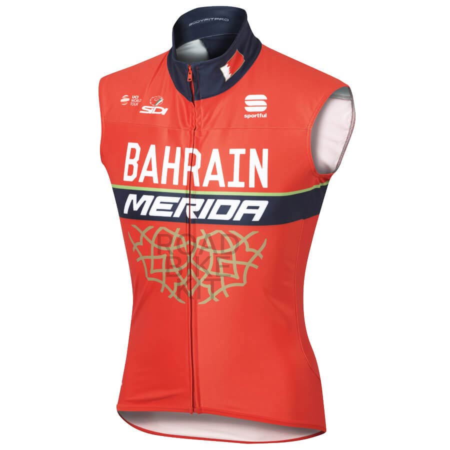 bahrain merida gilet thermal back 2017