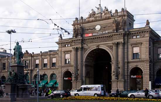 Zurich Bahnhofplatz